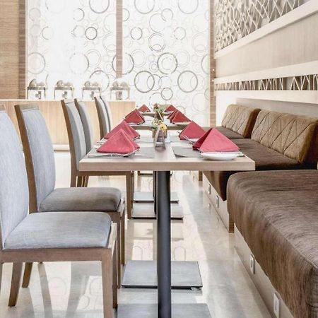 Hotel Grandhika Iskandarsyah Jakarta Ngoại thất bức ảnh