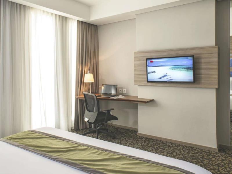 Hotel Grandhika Iskandarsyah Jakarta Ngoại thất bức ảnh