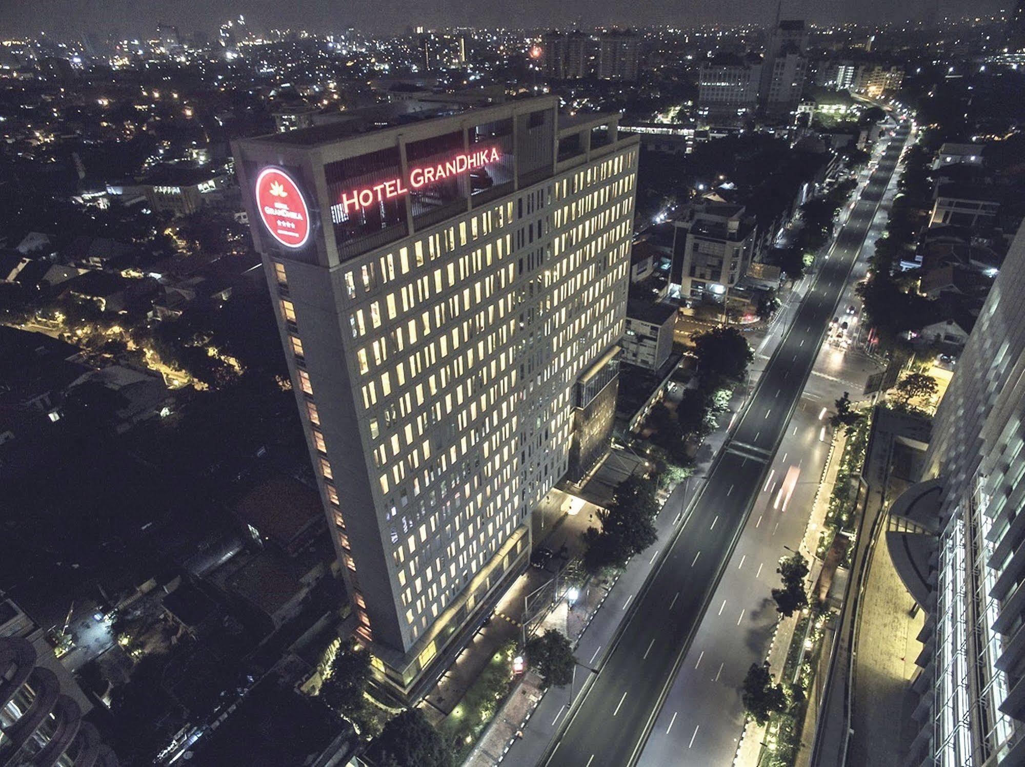 Hotel Grandhika Iskandarsyah Jakarta Ngoại thất bức ảnh