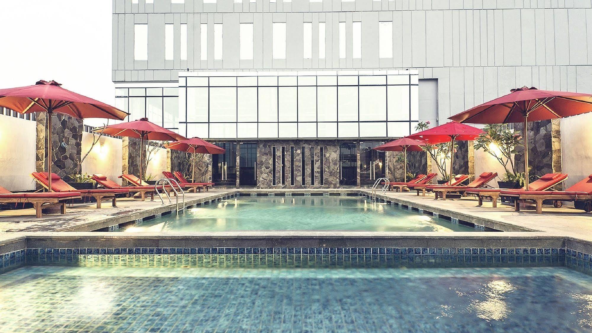 Hotel Grandhika Iskandarsyah Jakarta Ngoại thất bức ảnh